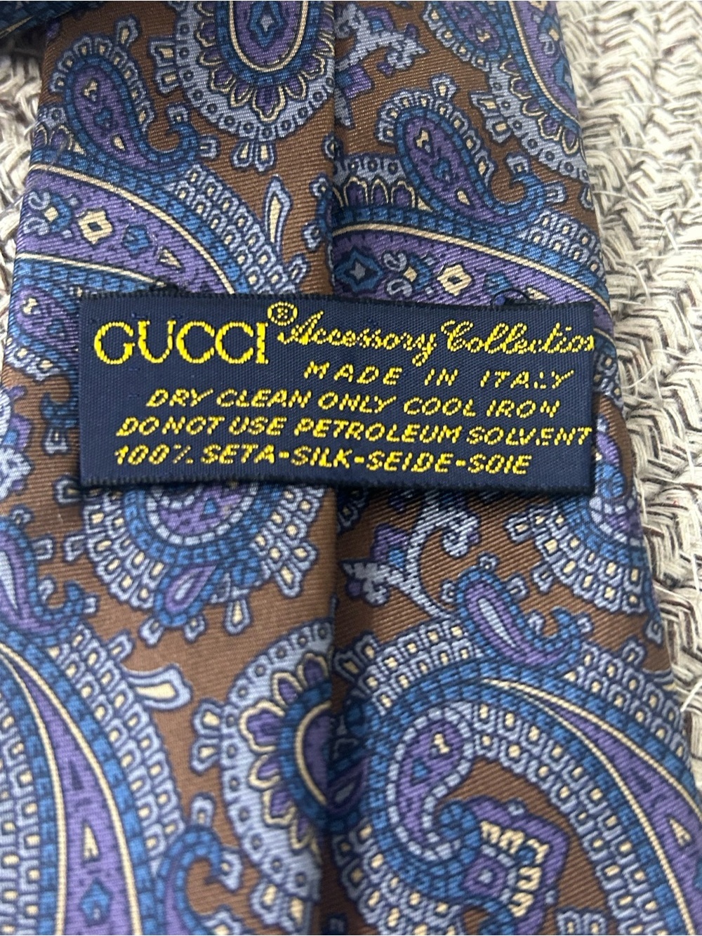 Gucci Men's Necktie Blue Brown Paisley Silk 3.25” X 58” Made In Italy - Picture 4 of 5